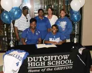 Faydra Hall (seated, right)